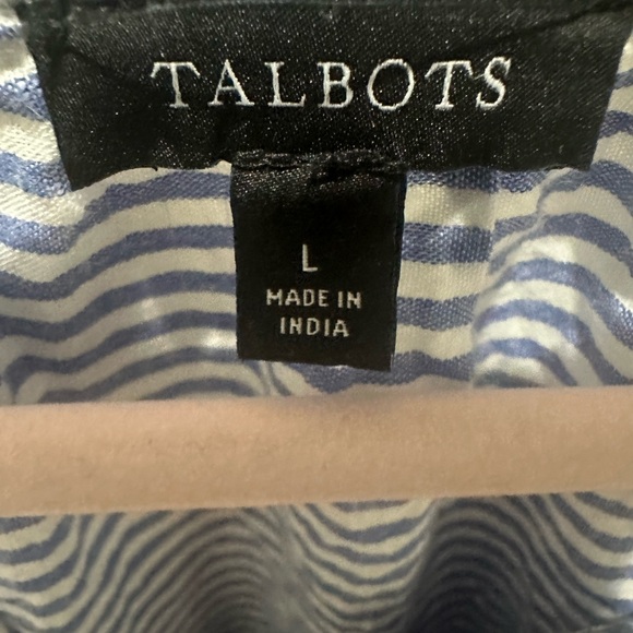Talbots blue embroidered top size large - Picture 3 of 3